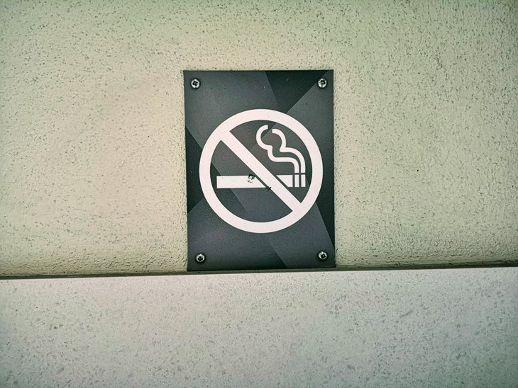 no smoke sign